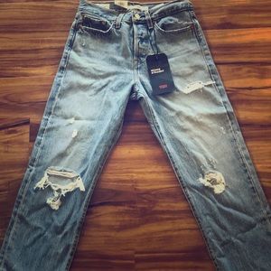 Levi’s Wedgie Straight size 25/26